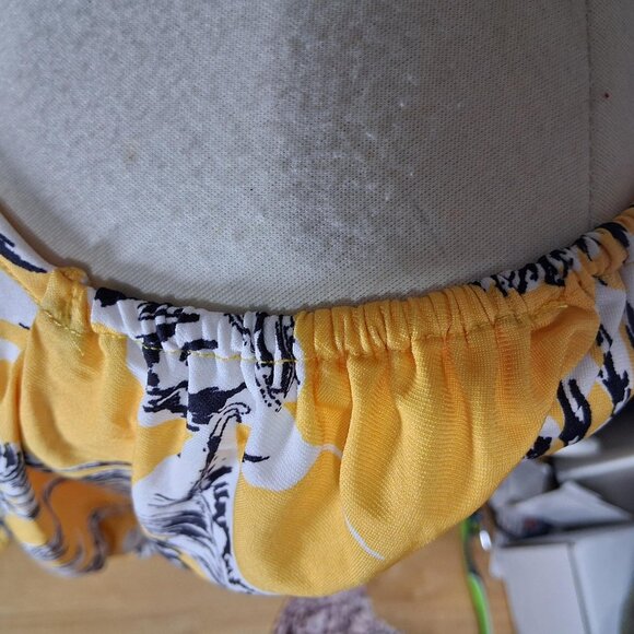 Eclair Yellow Blouse with Leaf Print, Scoop Neck - Sz 6 - Picture 8 of 10